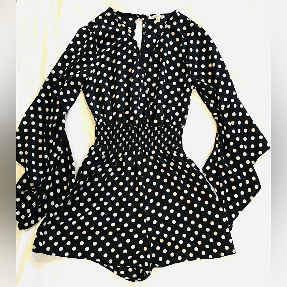Charlotte Russe Black Polka Dot V-Neck Romper Size Small - Picture 3 of 6